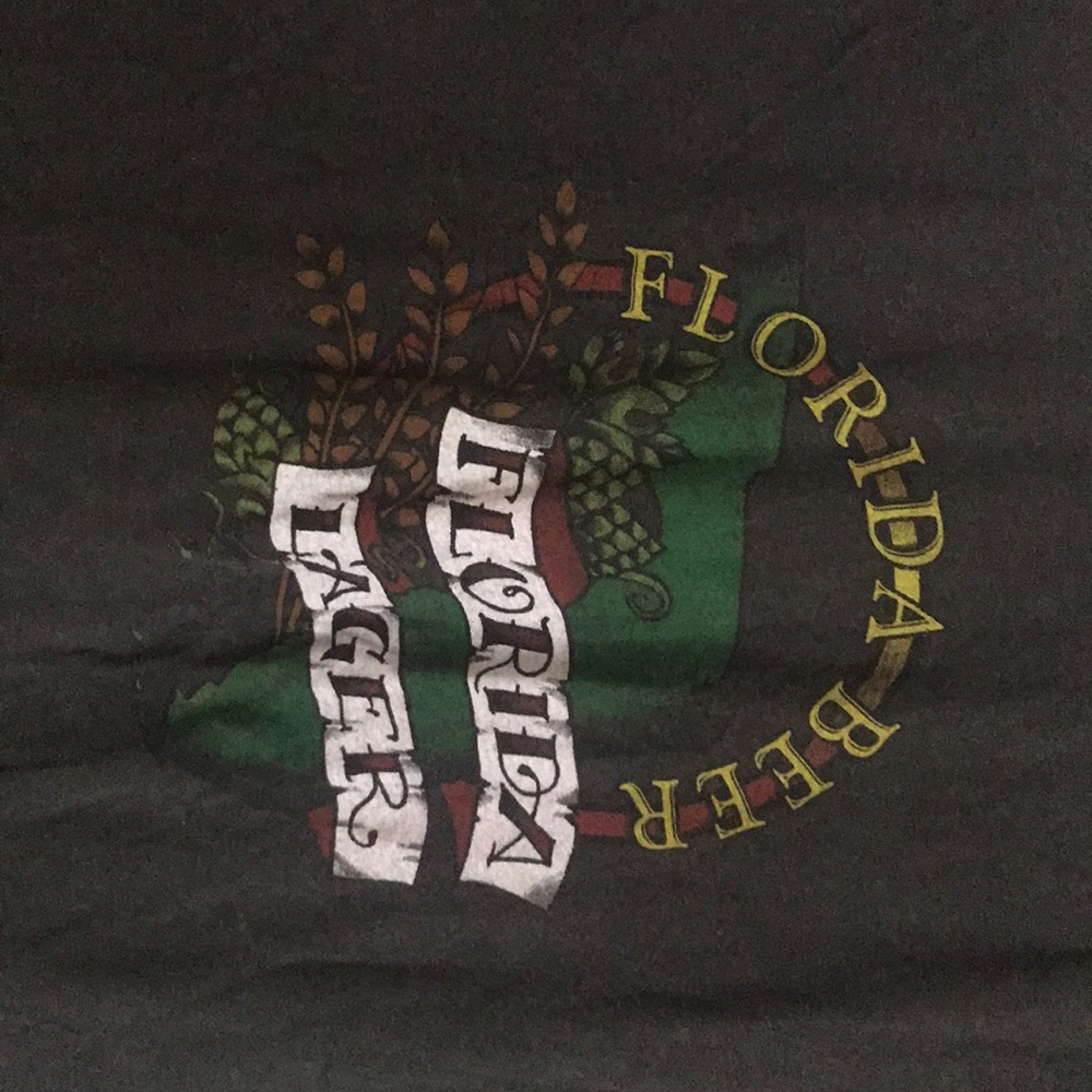 🔵 2/$10.  Florida Beer shirt